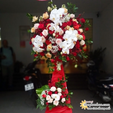 nhu the nao la mot gio hoa khai truong dep